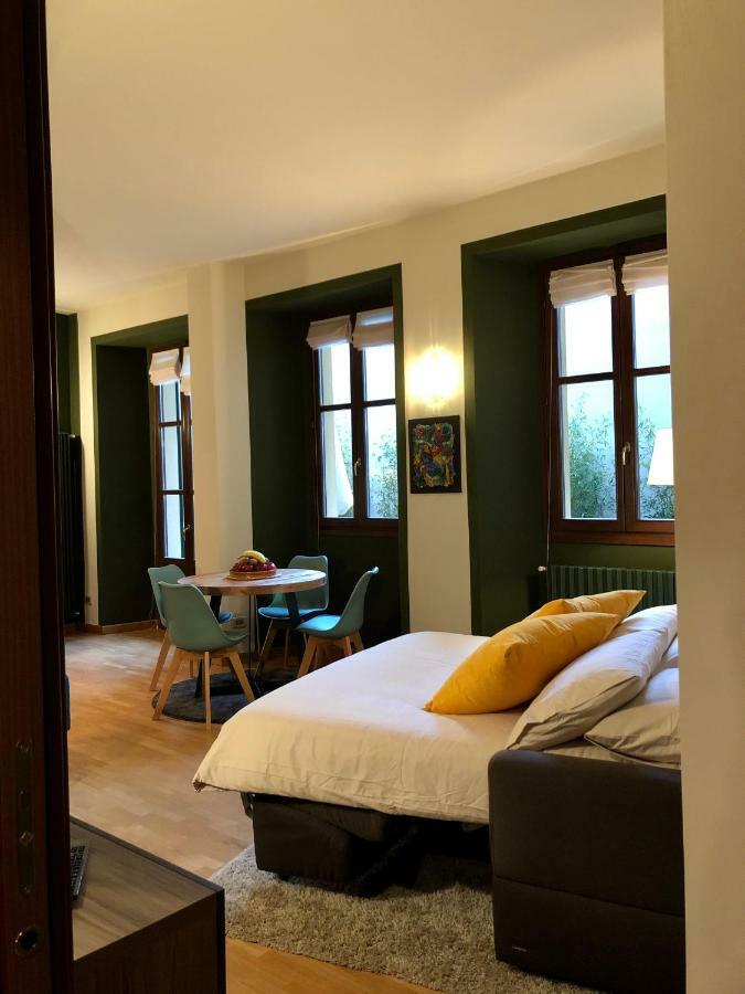 Apartmán La Via Degli Artisti Arona Exteriér fotografie
