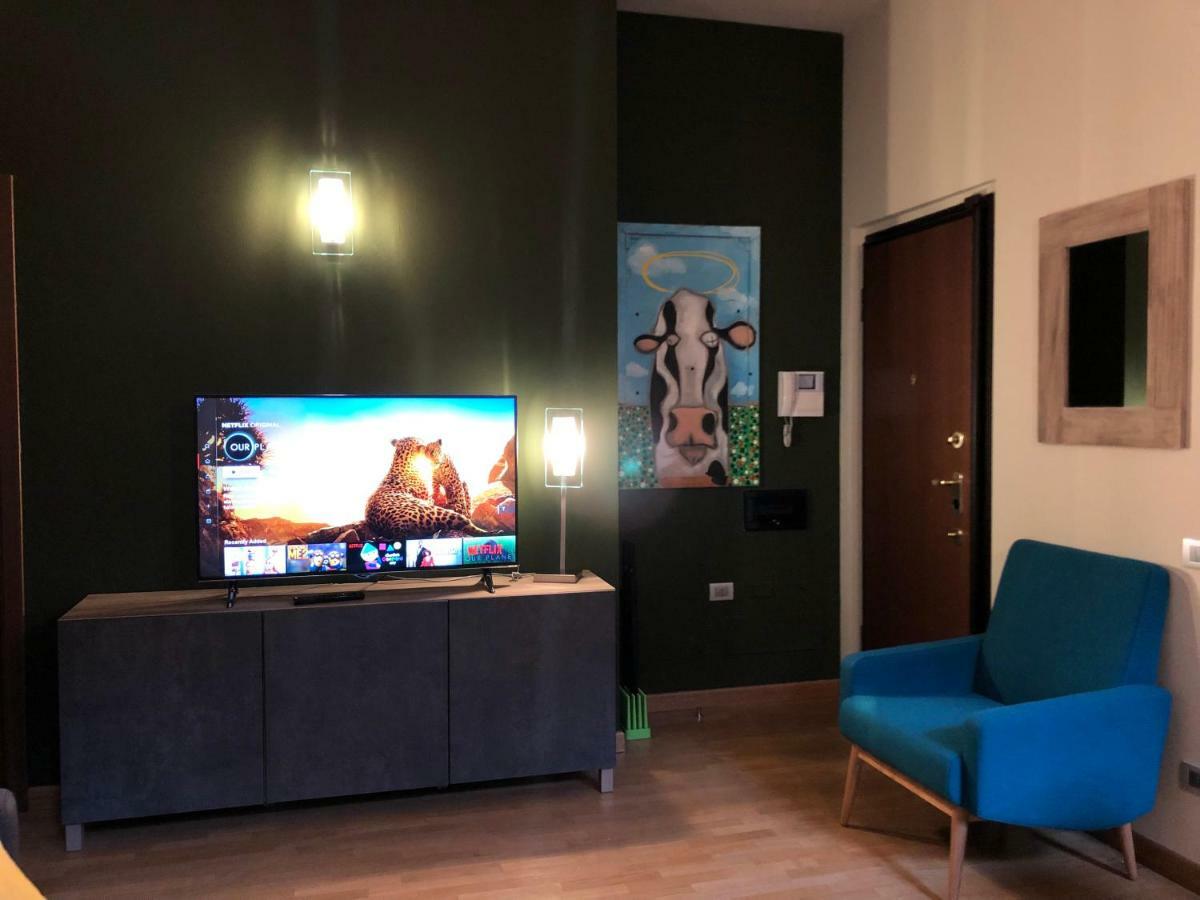 Apartmán La Via Degli Artisti Arona Exteriér fotografie