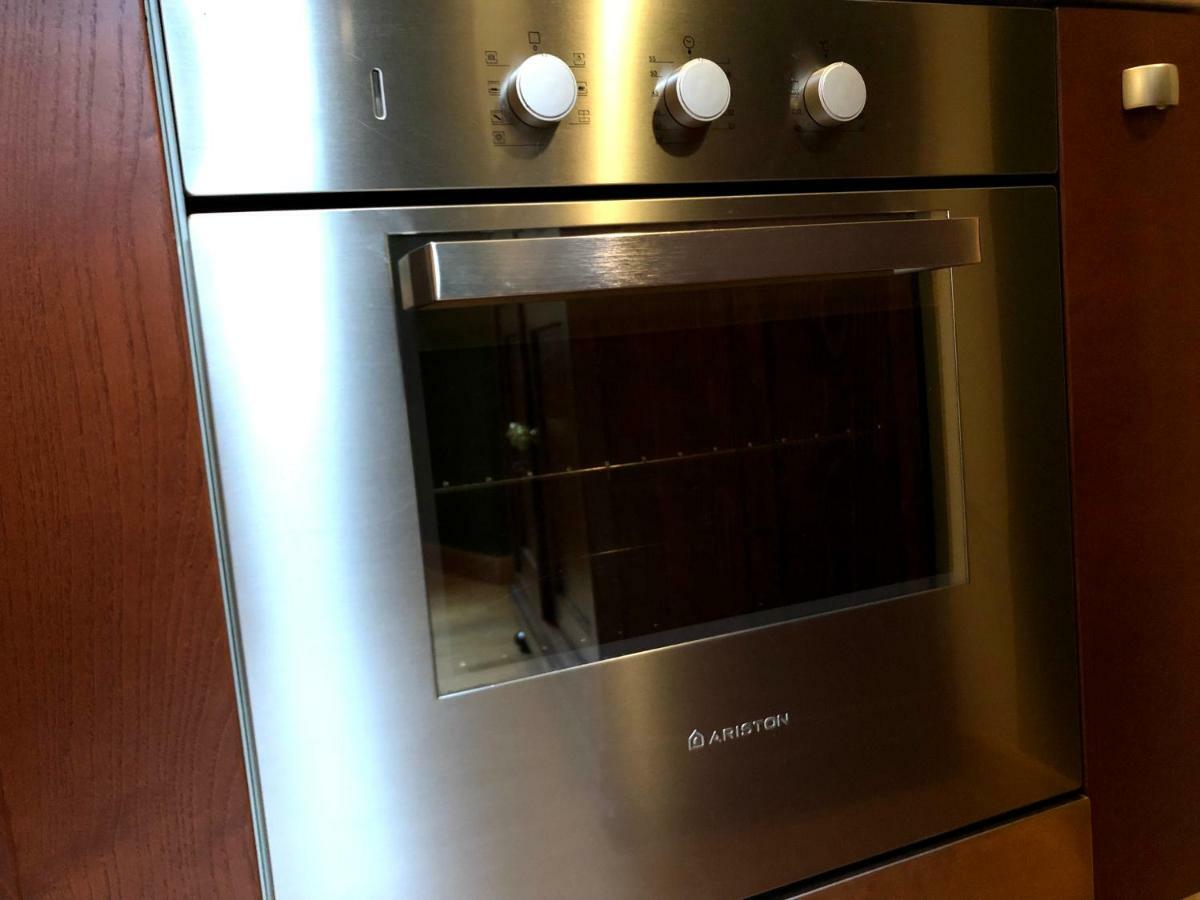 Apartmán La Via Degli Artisti Arona Exteriér fotografie
