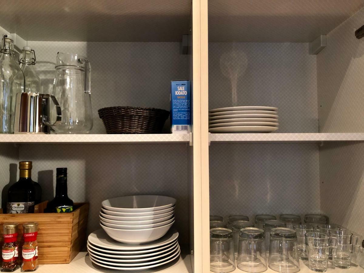 Apartmán La Via Degli Artisti Arona Exteriér fotografie
