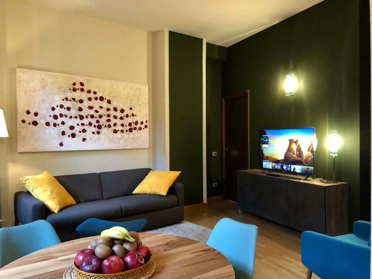 Apartmán La Via Degli Artisti Arona Exteriér fotografie