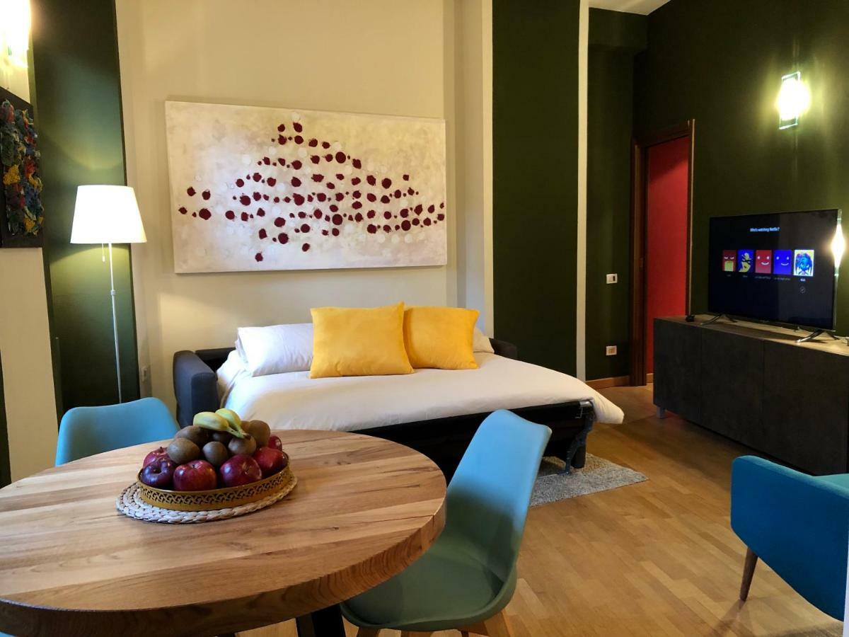 Apartmán La Via Degli Artisti Arona Exteriér fotografie
