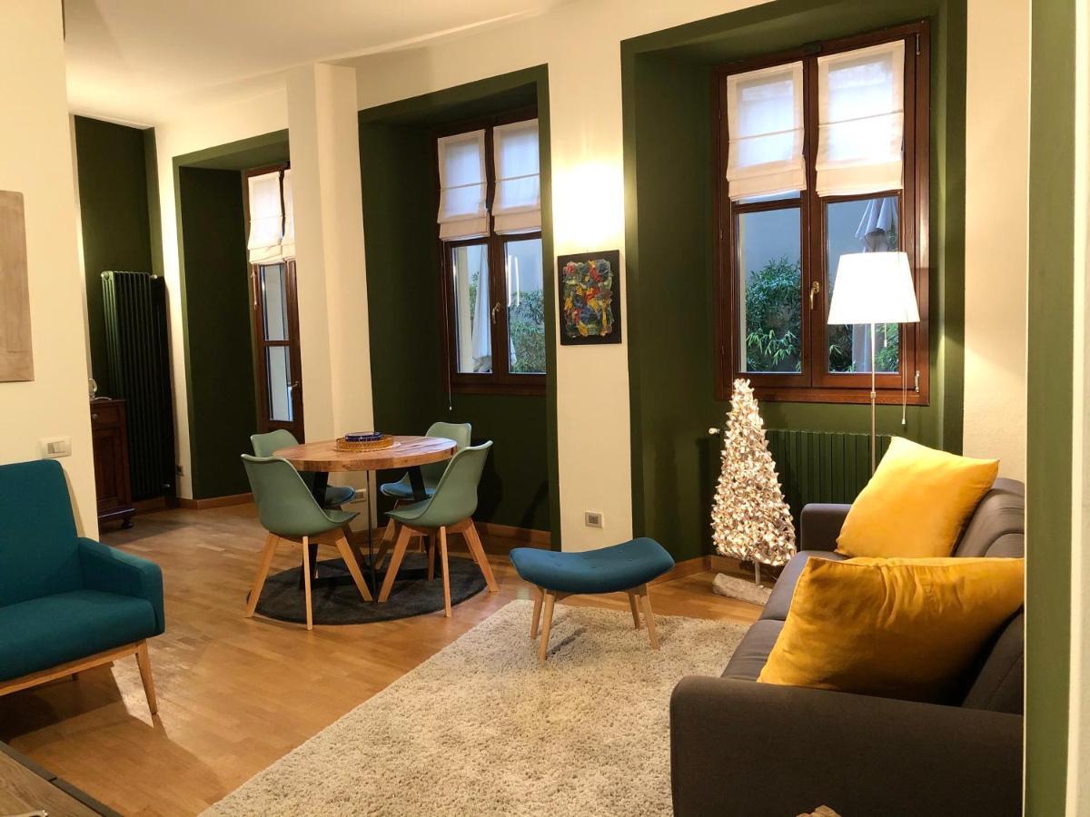 Apartmán La Via Degli Artisti Arona Exteriér fotografie